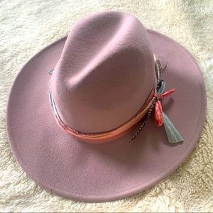 SOLD - Brand New Lovely Bird hat in Blush